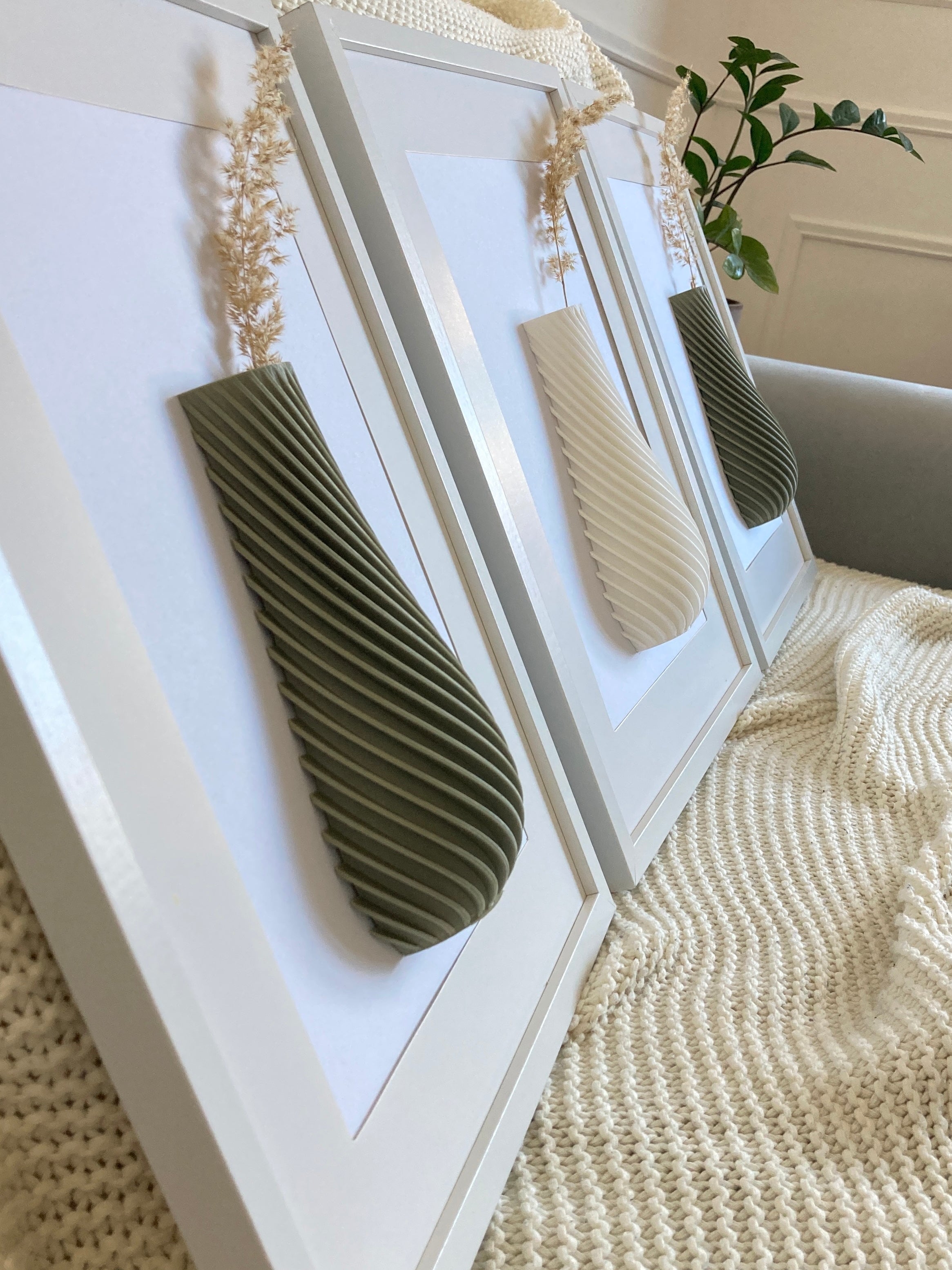 Vrúbkovaná 3D váza 20 × 30 cm | dizajnový doplnok