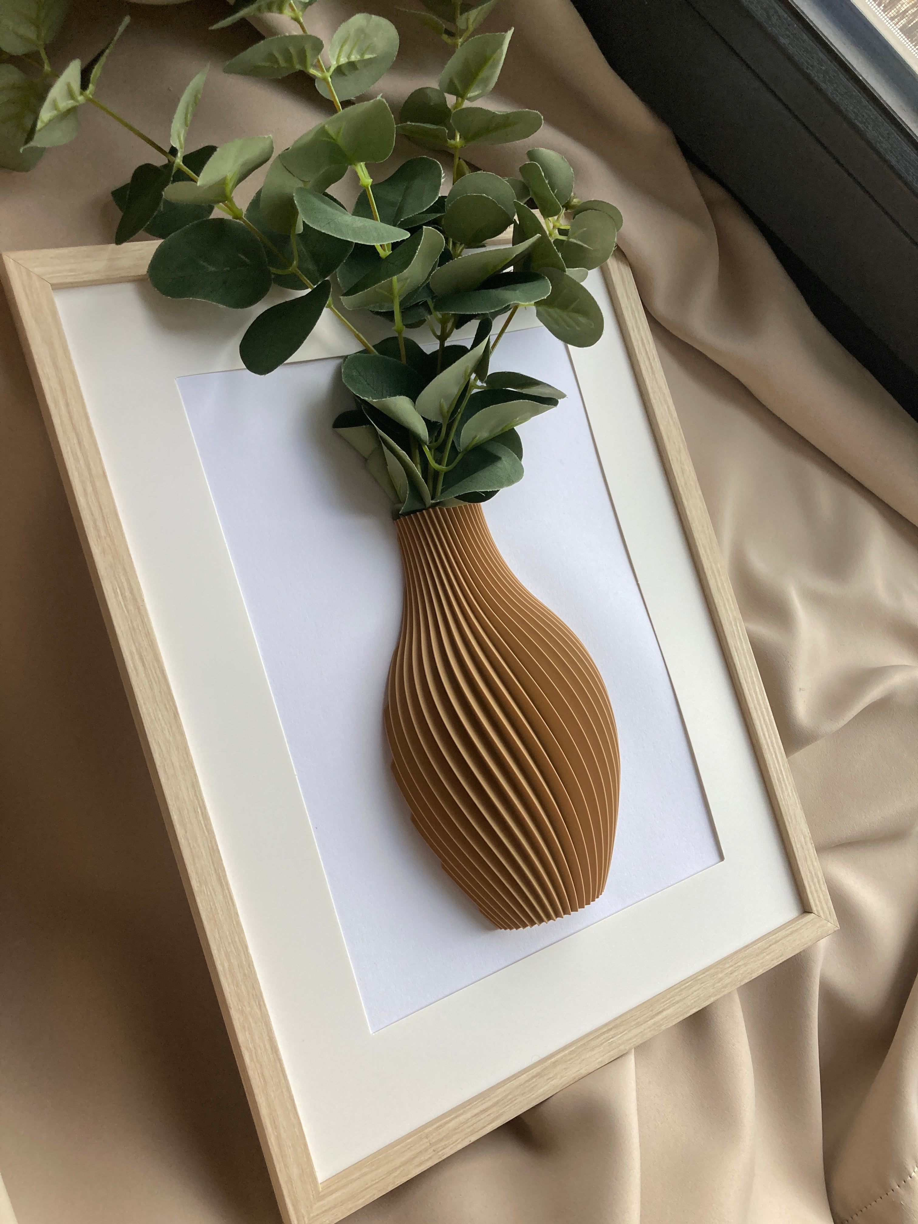 3D obraz Váza s rebrovaným vzorom | 20×30 cm dekorácia do obývačky