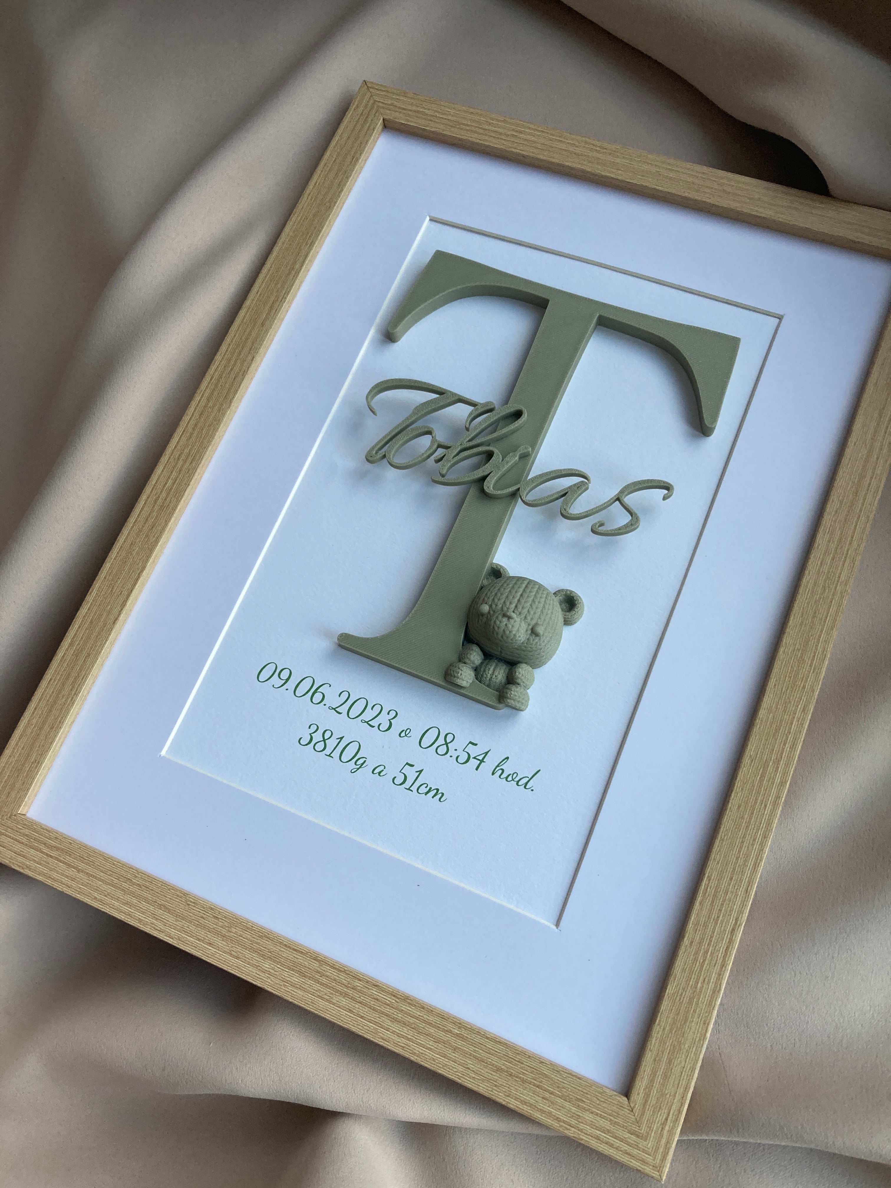 Personalizovaný obraz s menom bábätka – ideálny darček k narodeniu alebo na krstiny, 20 × 30 cm