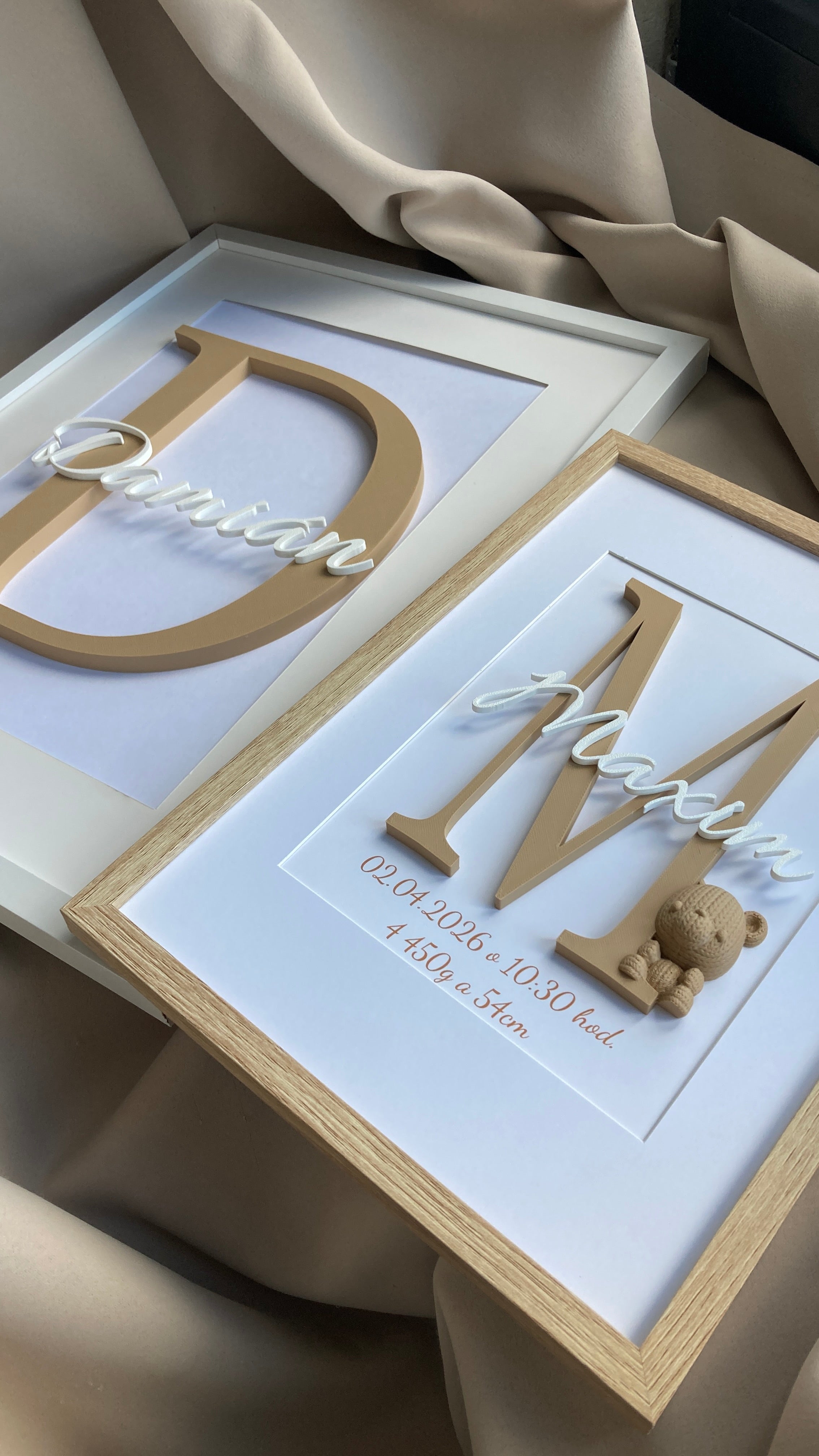 Originálny 3D obraz s iniciálou a menom – personalizovaný darček 30×40 cm